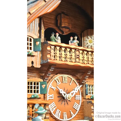 Horloge chalet coucou suisse à Lausanne