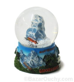 Boule à neige montagne suisse