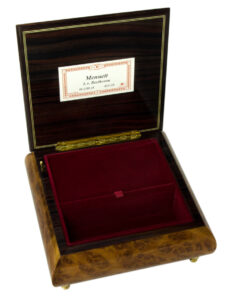 Boite à musique suisse Coffret