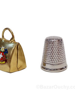 Petite cloche suisse en métal doré