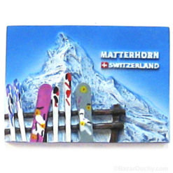 Magnet magnet Matterhorn skiing in front_
