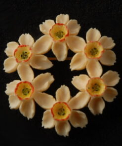 Broche en ivoire - Narcisses
