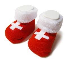 Calcetín de bebé con cruz suiza