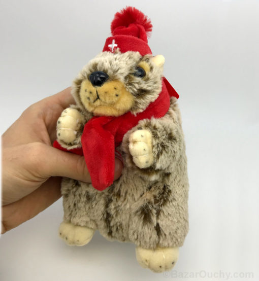 Marmot plush toy sings yodelling
