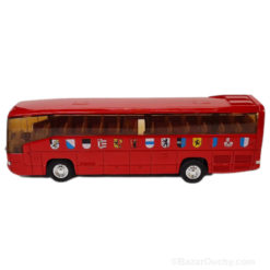 Autobus rosso con cantoni svizzeri