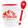 Tasse montagne et croix suisse et cuillère